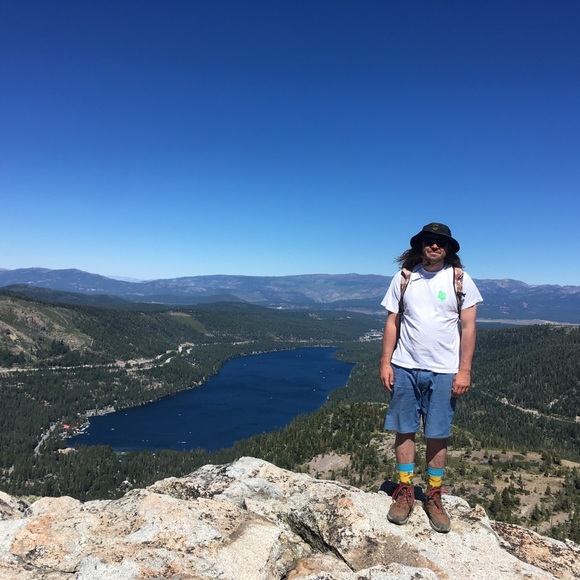 Meet your Posher, Kir - Picture 2 of 4